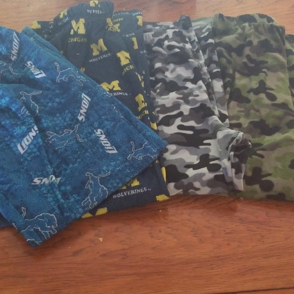 Pack of 4 Boys pajamas bottoms